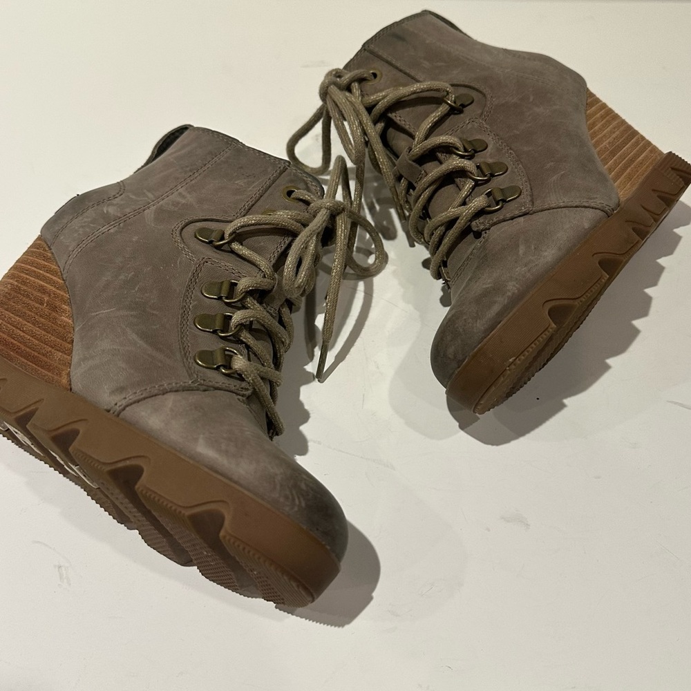 Sorel Women's Joan Uptown Lace Boots - Picture 3 of 8